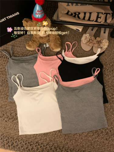 Real shot ~ Fake two-piece contrasting color shoulder camisole women's summer 2024 new style short top with chest pads