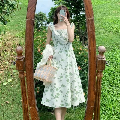 2024 new summer style French square neck small flying sleeve floral dress niche design waist slimming A-line long skirt