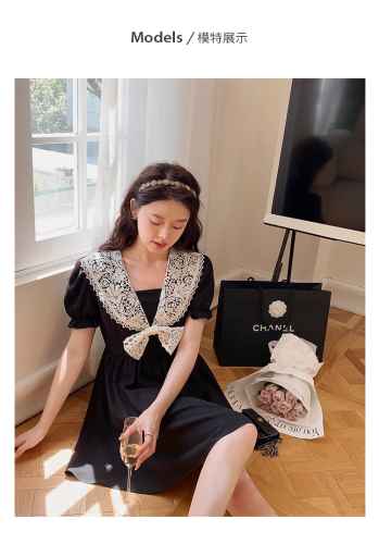 Yang Xiaojuan French retro lace splicing doll collar dress women's summer age-reducing and slimming Hepburn style little black dress