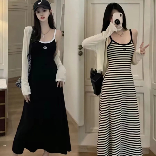 Pleasant striped A-line suspender dress for women, summer and Korean style, casual and versatile, slim waist and slimming long skirt