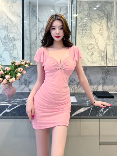 Real shot of sexy elastic mesh tight-fitting hip-hugging off-shoulder bottoming short-sleeved dress