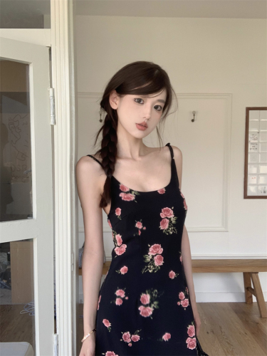 Real shot of super slim new French printed and painted sexy fashion floral suspender dress