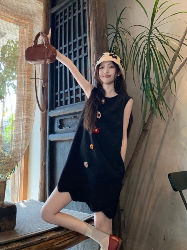 Actual shot ~ Handmade three-dimensional crocheted black cotton and linen vest dress for women with embroidered small flowers sleeveless dress