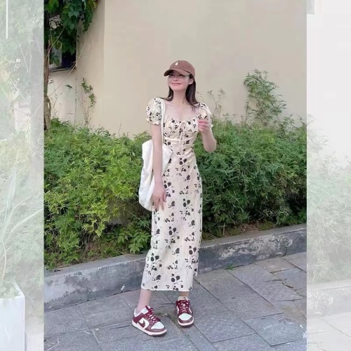 Korean style gentle style square neck puff sleeve floral dress women's summer niche design waist skirt for small people