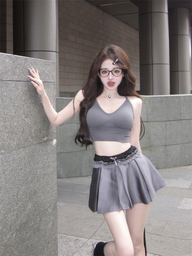 Real shot of sweet and cool girl pleated skirt summer Korean style niche stitching high-grade gray skirt with fungus edges