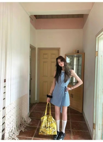 Small design French blue retro plaid lace color-blocking round neck sleeveless dress that covers the flesh and looks slimming