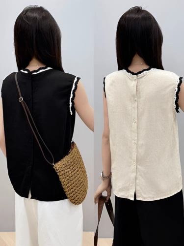 French hollow lace sleeveless vest for women summer 2024 new design niche loose temperament casual top