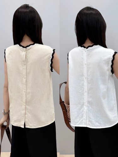 French hollow lace sleeveless vest for women summer 2024 new design niche loose temperament casual top