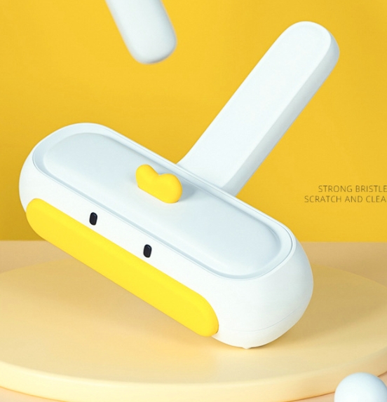 Pet brush for scraping and sticking hair, cat brush for hair removal, little yellow duck hair removal brush, cross-border hot selling pet products