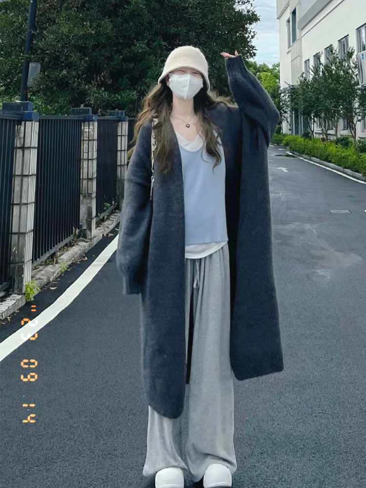 秋冬新款灰色中長款毛衣外套女秋冬季慵懶風寬鬆針織開衫上衣