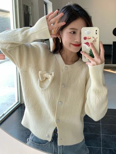 2024 Spring and Autumn Small Fragrance Style Knitted Cardigan Jacket Women's Sweet Temperament Bow Puff Sleeve Sweater for Little People