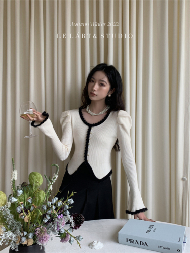 2024 spring new fashionable French princess sleeves socialite sweater to make you look slim and high-end and gentle lace sweater for women