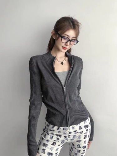 Black zipper knitted cardigan jacket women's outer sweater slim bottoming shirt top solid color