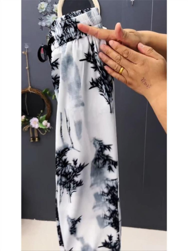 New high-end ice silk ink bamboo print pants, fashionable casual pants, versatile elastic waist nine-point harem pants