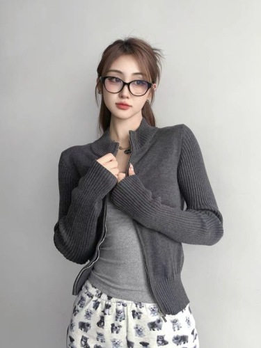 Black zipper knitted cardigan jacket women's outer sweater slim bottoming shirt top solid color