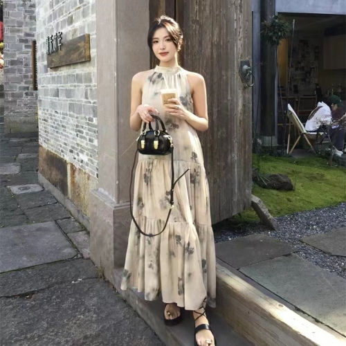 New Chinese style tie-dye halterneck dress for women, summer temperament and design, loose A-line dress, off-shoulder long dress for women