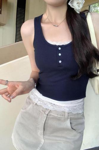 Actual pictures, design, contrasting color splicing, fake two-piece lace vest, women's new summer style, beautiful outer top