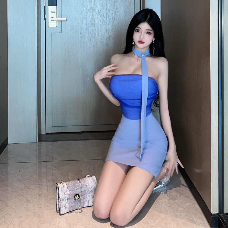 Real shot ~ Hong Kong style hot girl temperament halter neck tube top with breast pads slim fit hip-hugging color-blocked breast-wrapped dress dress for women