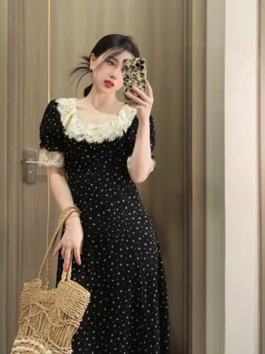 Black French ruffle collar sweet floral dress 2024 new summer style mid-length light luxury short-sleeved tea break dress