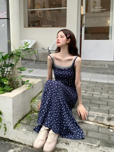 Fake two-piece contrasting floral suspender skirt for women, summer design, slim A-line skirt, wide hem dress