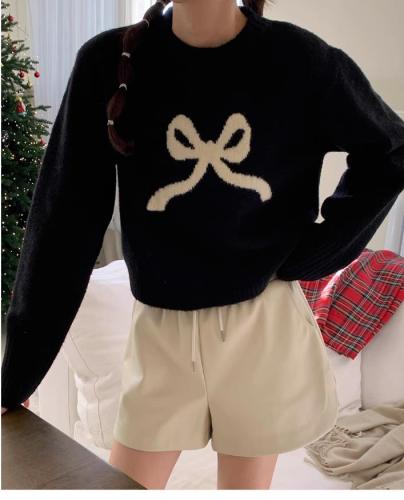 South Korea's Dongdaemun 2024 new autumn and winter fashionable age-reducing bow pattern knitted short long-sleeved round neck sweater