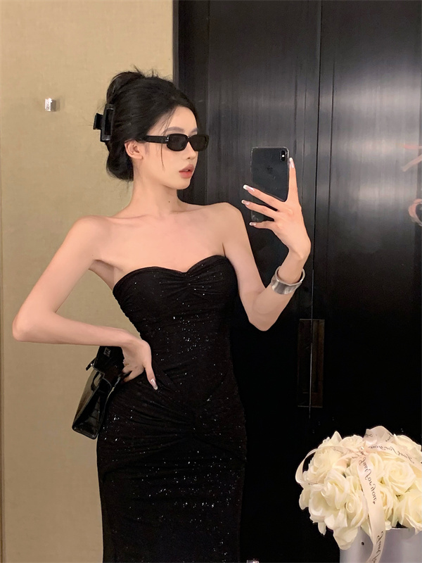 Real shot ~ Kendou same style European and American sparkling design pleated tube top dress slim hip-covering skirt for women