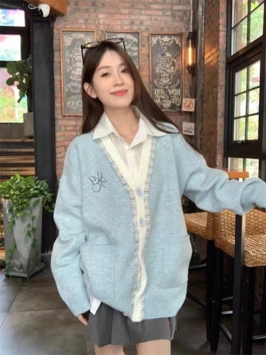 Autumn blue v-neck small fragrant knitted cardigan for women in spring and autumn lazy style loose sweater jacket outer top