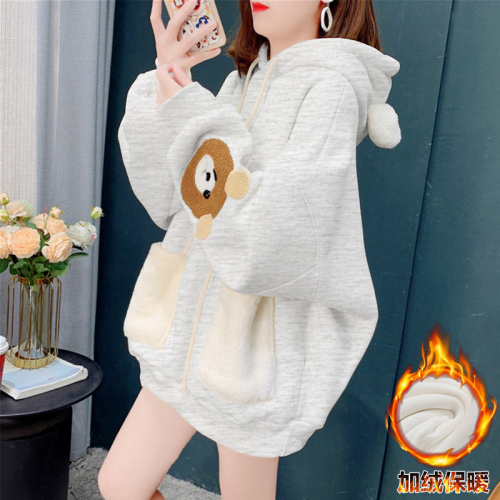 Thickened one-piece velvet 2024 autumn and winter new style bear embroidered pocket hooded plus velvet loose and comfortable sweatshirt for women