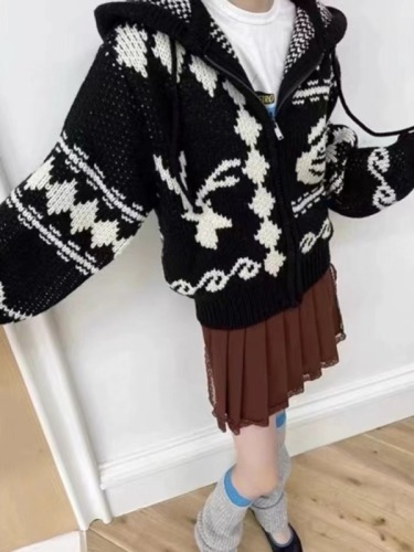 American retro sweater cardigan women's autumn jacquard hooded sweater OVersize design coat