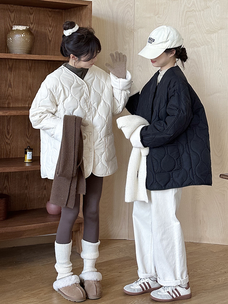 Real shot of lamb wool splicing thin diamond pattern winter Korean version loose small fragrant style diamond pattern warm cotton coat for women
