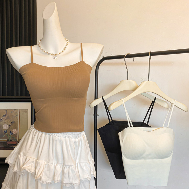 Actual shot of the new ice silk white sling inner vest with padded vest bra all-in-one beautiful back anti-exposure underwear