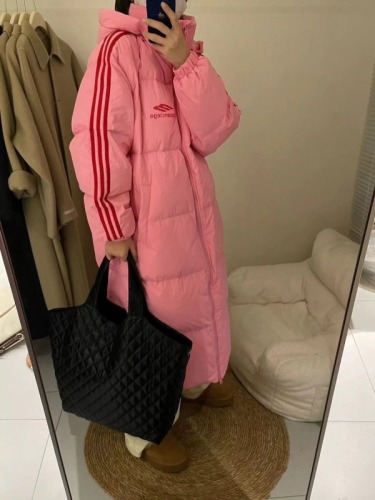 2024 new 3-bar down cotton jacket for women, long knee-length thickened Korean style loose cotton jacket ins winter wear