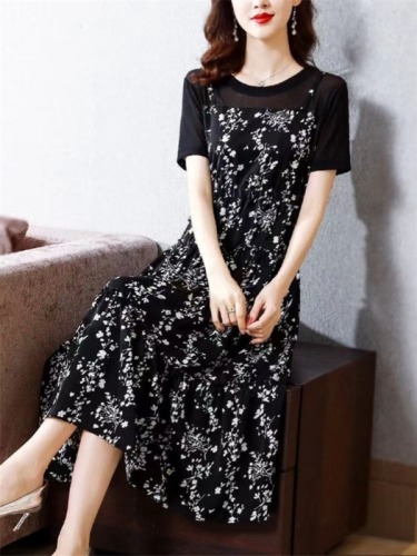 Dress 2024 new Korean style chiffon floral suspender large size flesh-covering lace-up waist slimming knee-length skirt