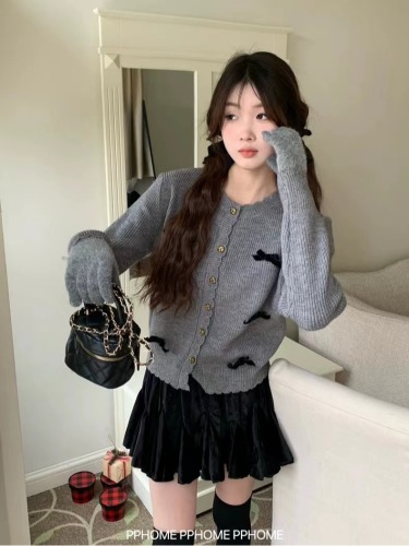 Korean chic winter niche temperament round neck bow decoration loose and versatile knitted cardigan sweater jacket for women