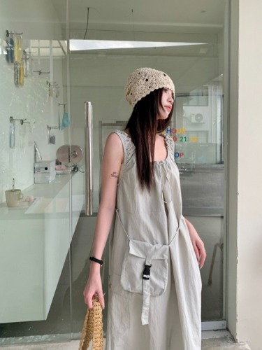 Actual shot of simple Korean style casual versatile age-reducing design vest adjustable pull-out quick-drying dress