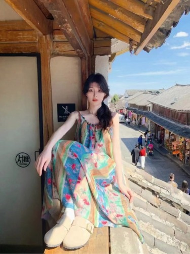 Seaside resort style long suspender dress summer retro 2024 new loose fashion A-line skirt for women chic