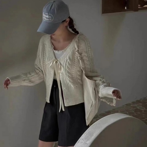 Bow gray v-neck twist sweater cardigan for women in spring and autumn, gentle, lazy, loose, short knitted jacket