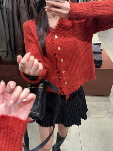 Designed v-neck sweater for women spring 2024 new style fashionable lazy style knitted cardigan jacket