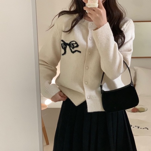 High quality new bow ribbon jacquard soft and waxy age-reducing knitted cardigan chic and beautiful sweater WW