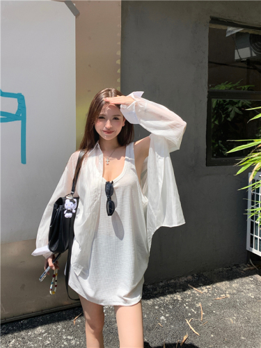 Real shot of loose large version high personal low-cut vest skirt for women slightly see-through cool sun protection shirt for women