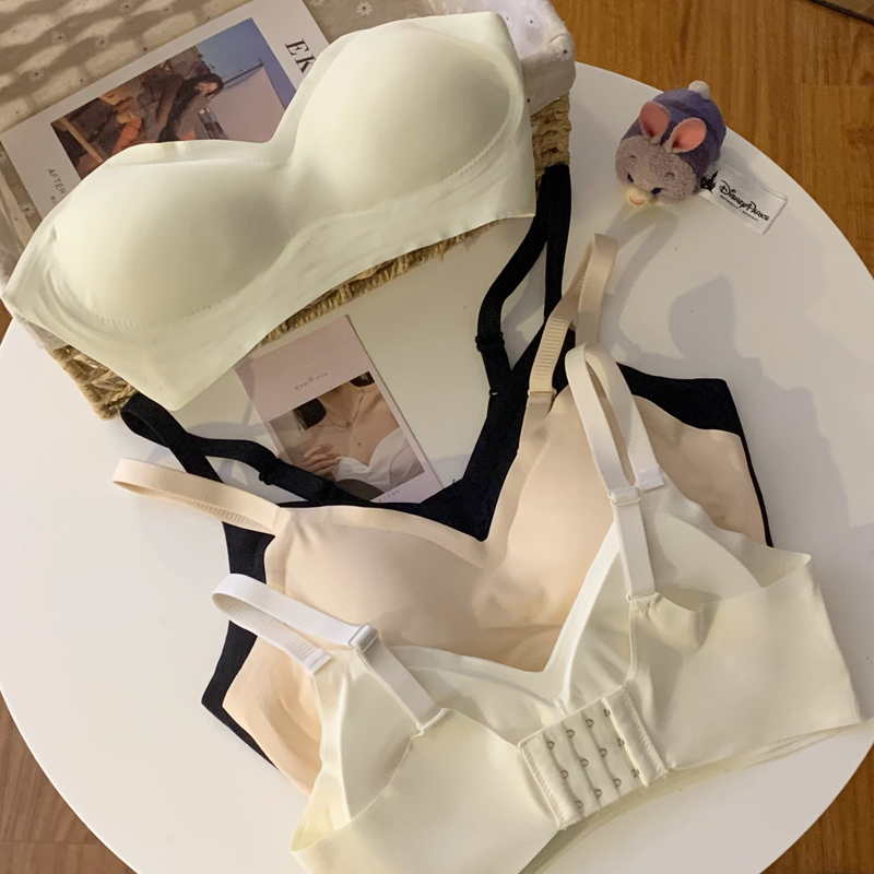Real shot of seamless anti-bump rabbit ear cup underwear for women with small breasts push-up bra, light and breathable, small bra