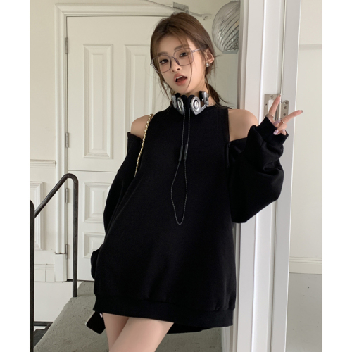 Actual shot of 2024 autumn new design off-the-shoulder sweatshirt for women, slim and sexy, lazy style black and gray top