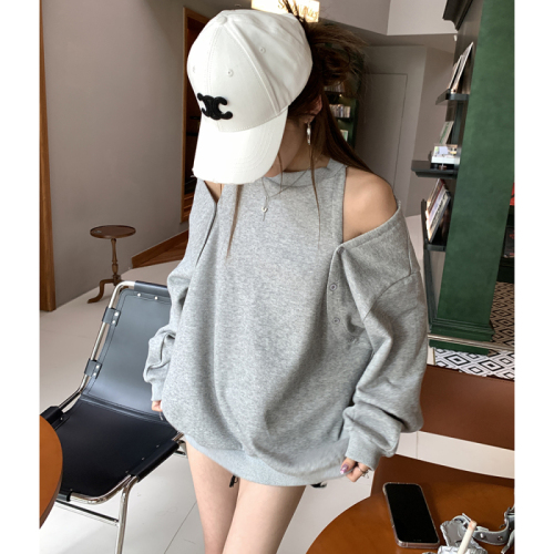 Actual shot of 2024 autumn new design off-the-shoulder sweatshirt for women, slim and sexy, lazy style black and gray top