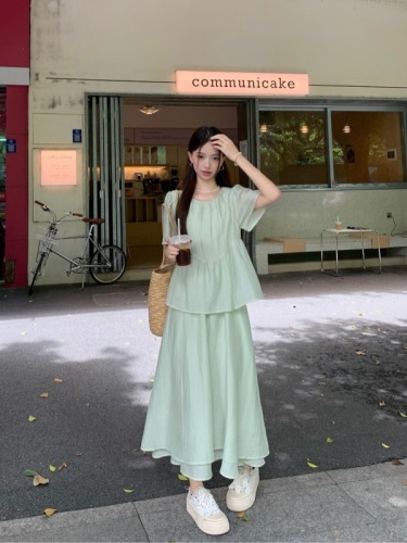 Real shot ~ Fake two-piece green short-sleeved dress with green splicing design for women, loose and slimming French long skirt