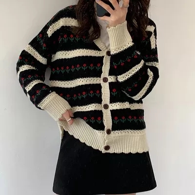 Merry May sweet Korean sweater cardigan with cute little flowers