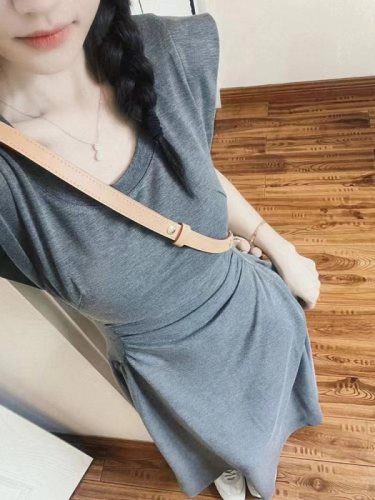 Gray casual short-sleeved T-shirt dress for women with slim waist and elegant design niche pleated long skirt for summer