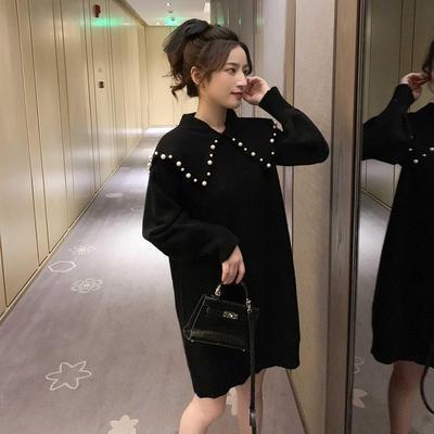 Mid-length doll collar red sweater dress for women, loose and slim dress for winter, new Korean style retro skirt