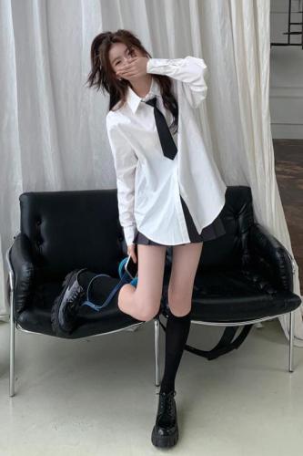 Actual shot of 2024 new autumn clothing white loose tie versatile tops college style shirt inner wear for women