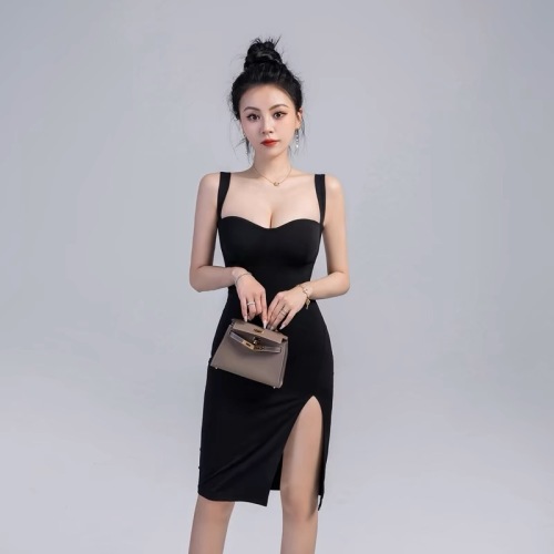 Ribbed fabric with breast pads, suspender slit, slim fit dress