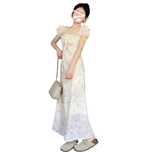 Square Neck Puff Sleeve Floral Dress Women's Summer 2024 New Tea Break French Temperament Niche Design Long Skirt